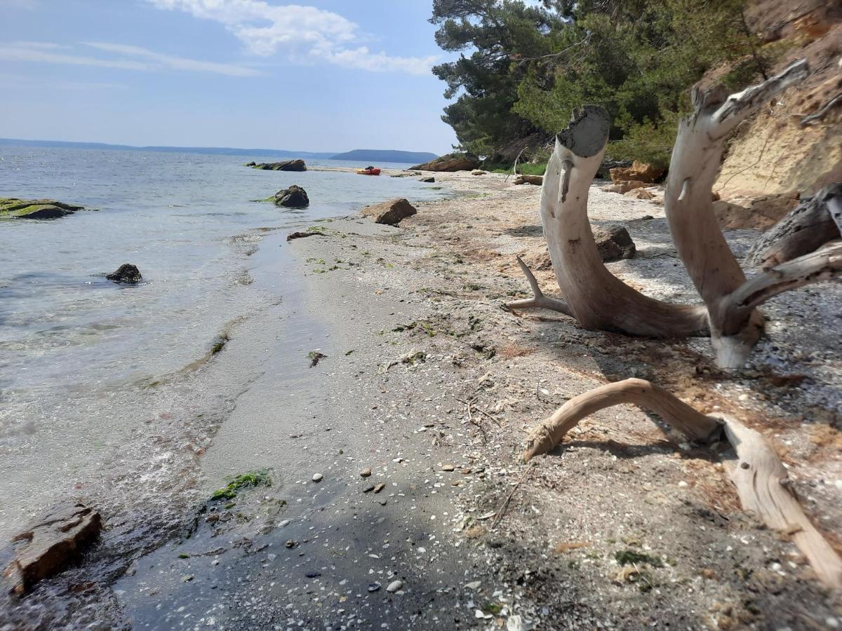 La Palmeraie Istres Εξωτερικό φωτογραφία