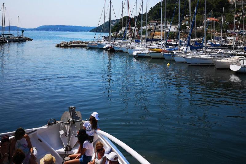 La Palmeraie Istres Εξωτερικό φωτογραφία